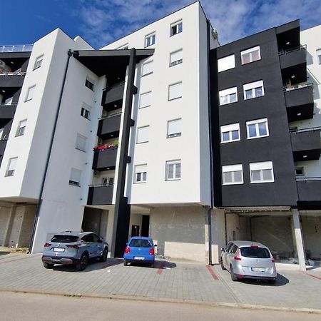 Апартаменти Apartman 028 Smederevska Palanka Екстер'єр фото